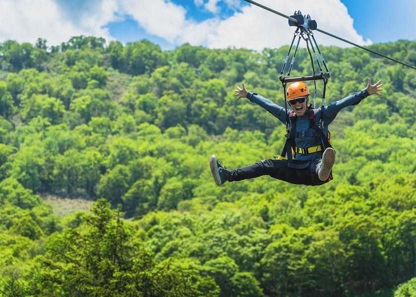 Hokkaido Kutchan Ziplining