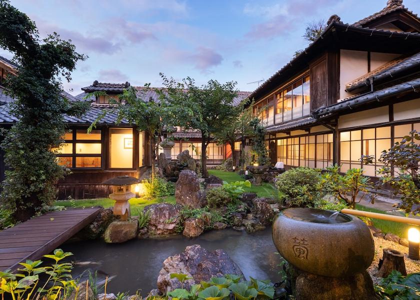 Aichi Tahara Courtyard
