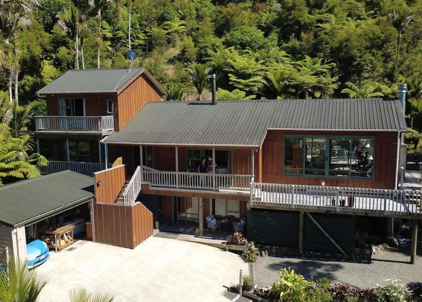 Waikato Whitianga Facade