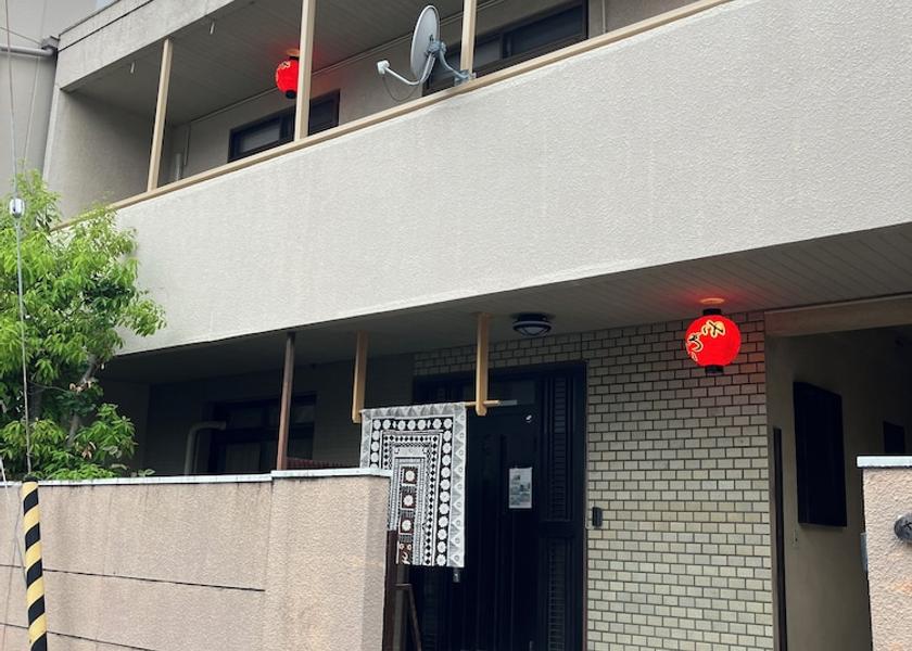 Kagawa Marugame Exterior Detail