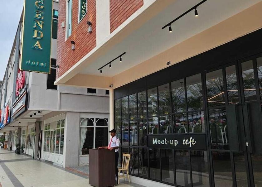 Selangor Kajang Facade