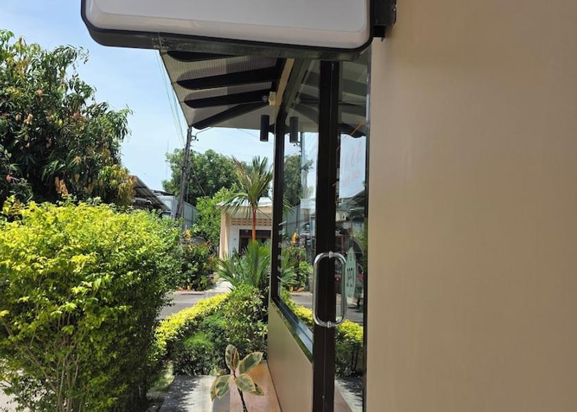 Phuket Choeng Thale Exterior Detail