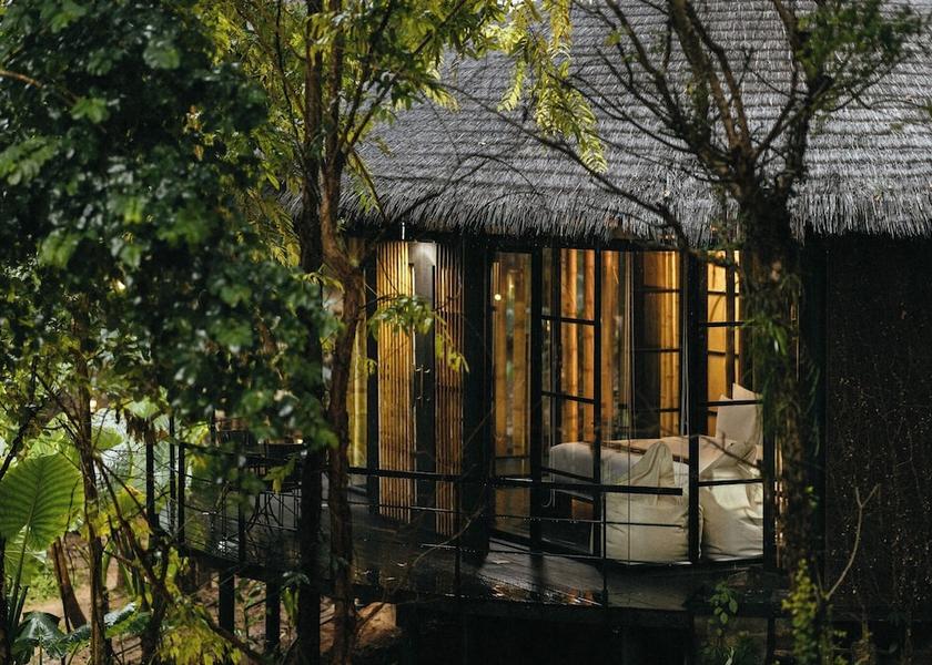 Kanchanaburi Province Sai Yok Room