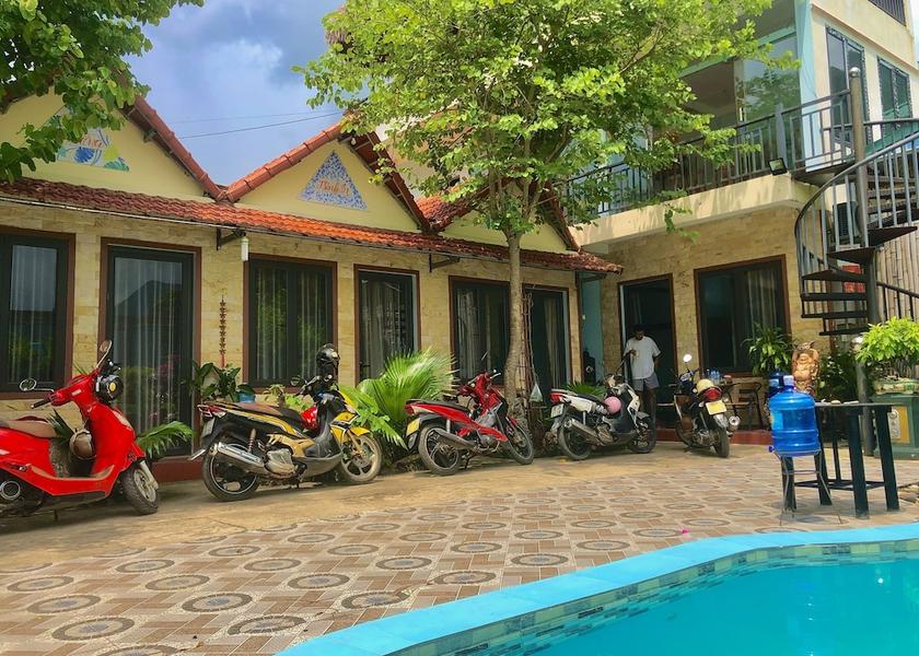 Hoa Binh Mai Chau Facade