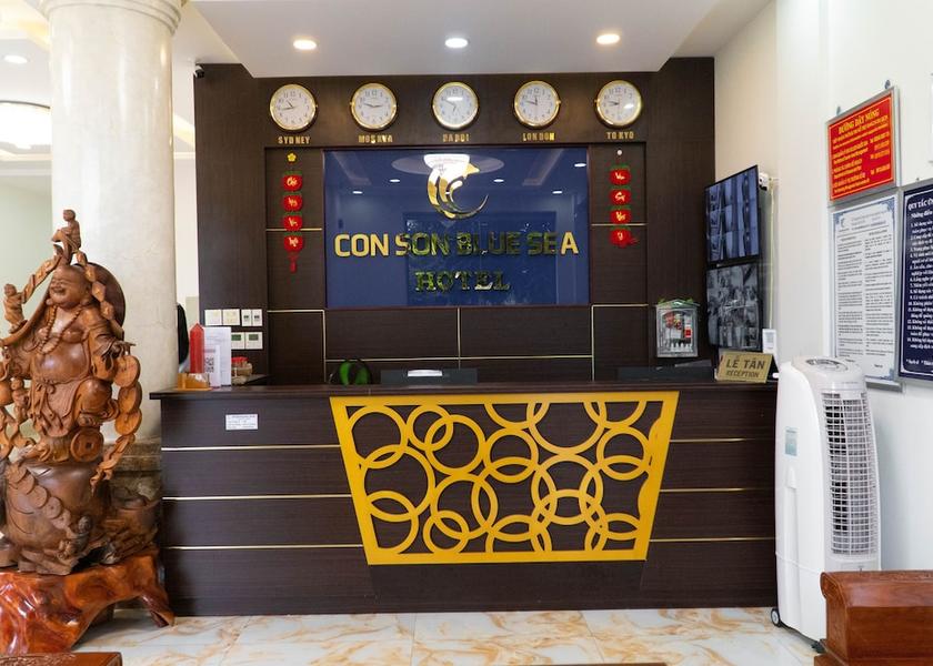 Ho Chi Minh Municipality Con Son Reception
