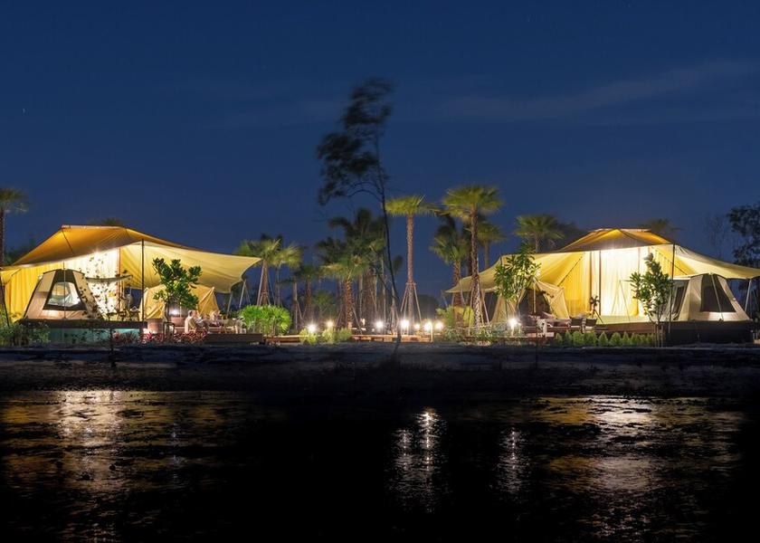 Rayong Province Klaeng Exterior Detail