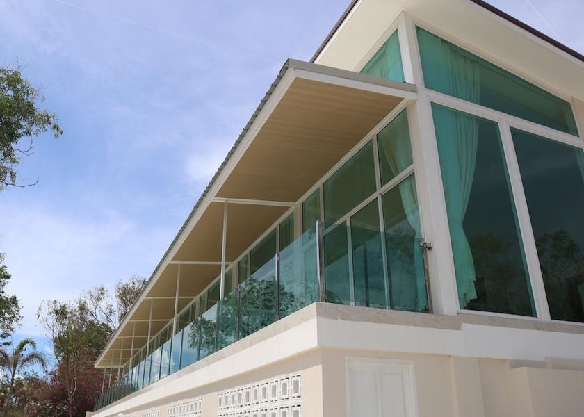 Chonburi Koh Lan Exterior Detail