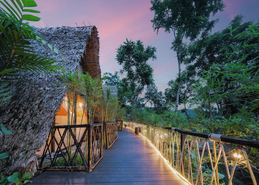 Thanh Hoa Ba Thuoc Interior Entrance