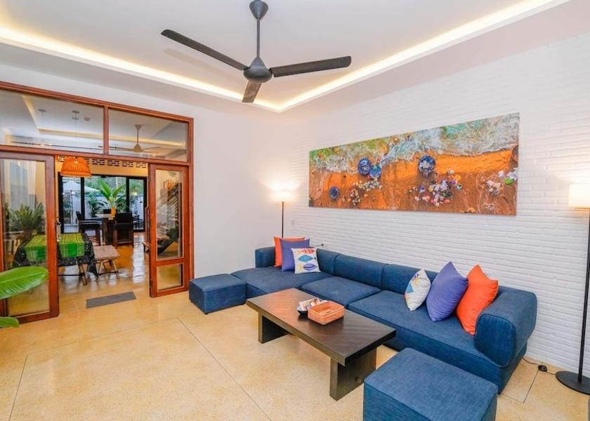 Thua Thien-Hue Da Nang Interior Entrance