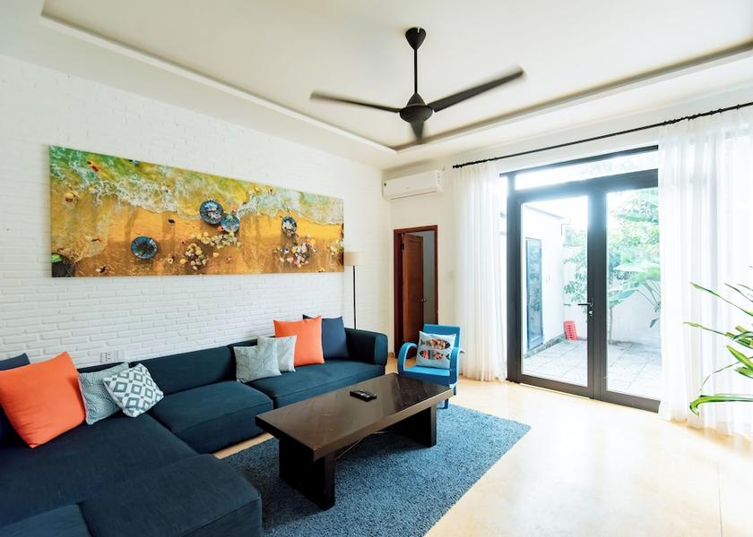 Thua Thien-Hue Da Nang Interior Entrance