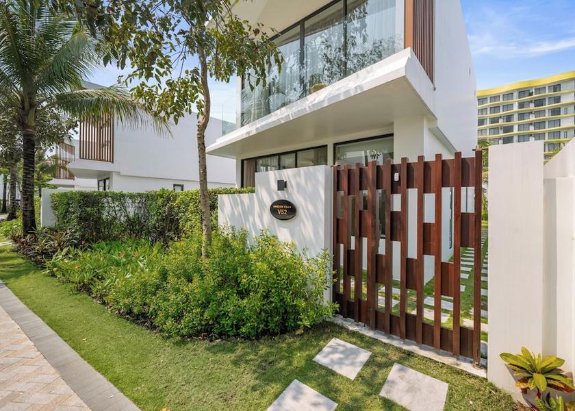 Thua Thien-Hue Da Nang Facade