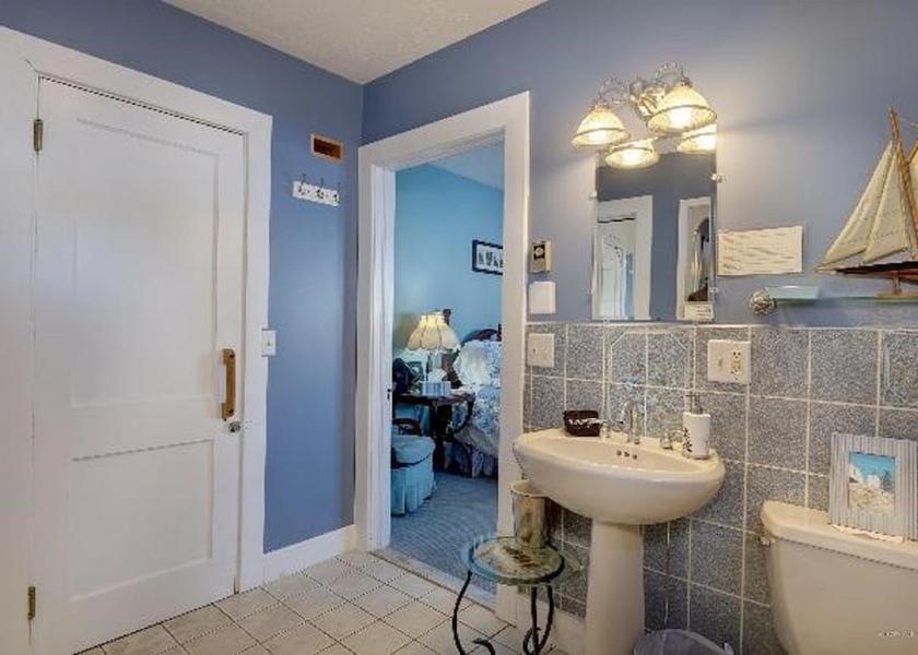 Maine Bar Harbor Bathroom