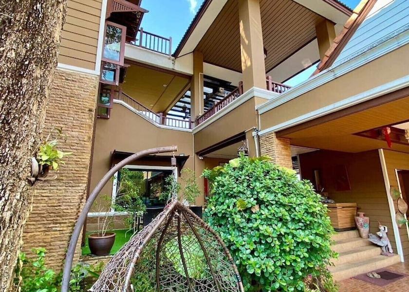 Phuket Ratsada Facade