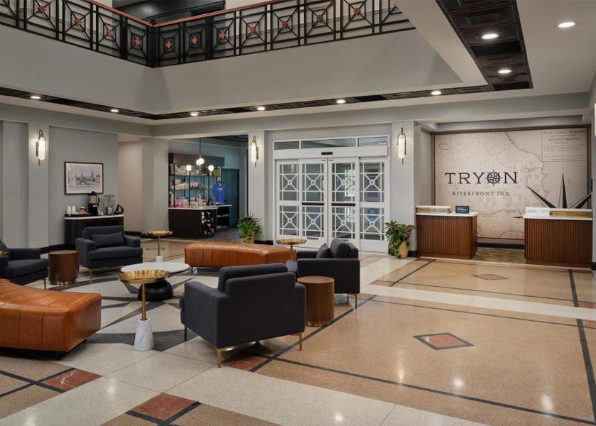 North Carolina New Bern lobby