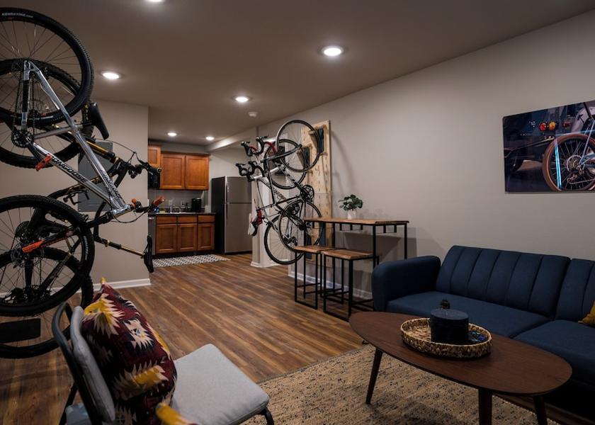 Arkansas bentonville Room