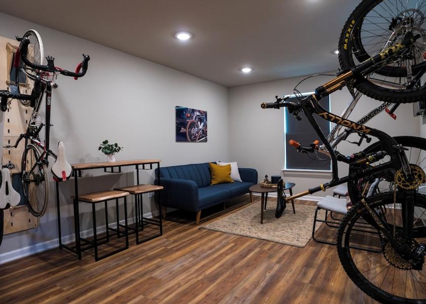 Arkansas bentonville Room