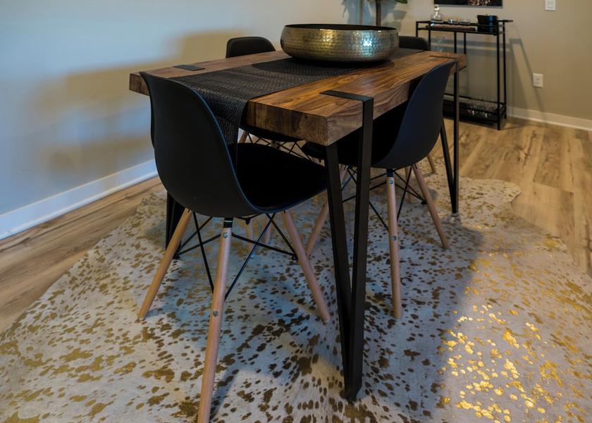 Arkansas bentonville Room