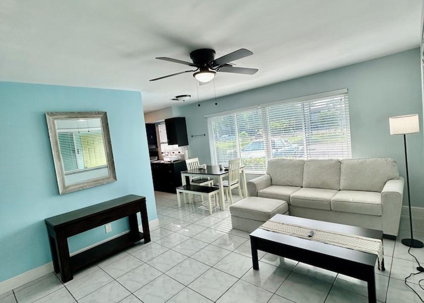 Florida Lauderdale-by-the-Sea Room