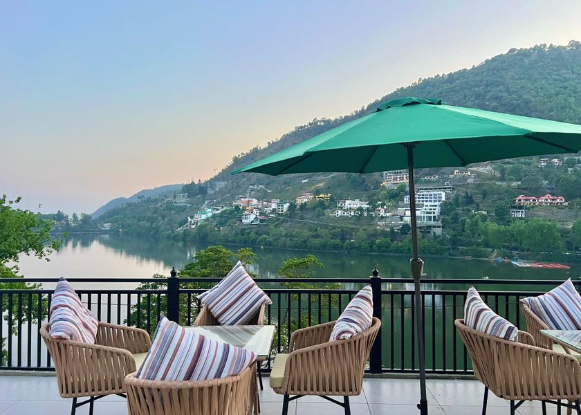 Uttarakhand Bhimtal 1025