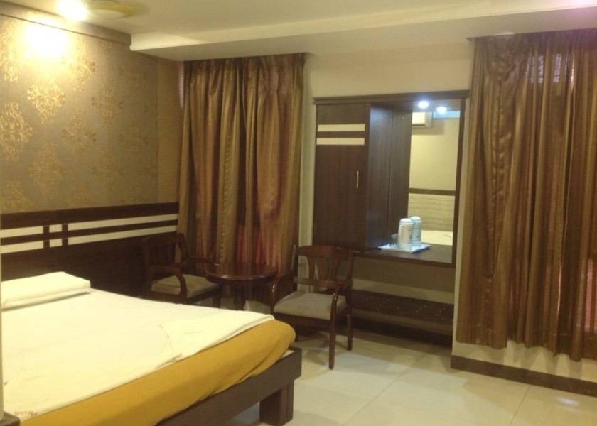 Karnataka Hubli Deluxe Room