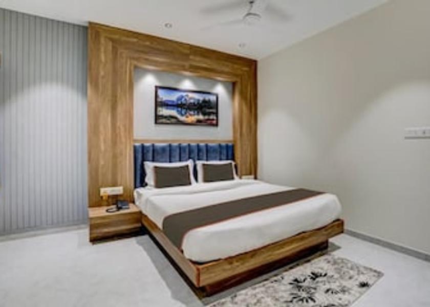 Gujarat Anand CLASSIC ROOM