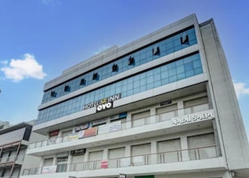Gujarat Anand Hotel Exterior