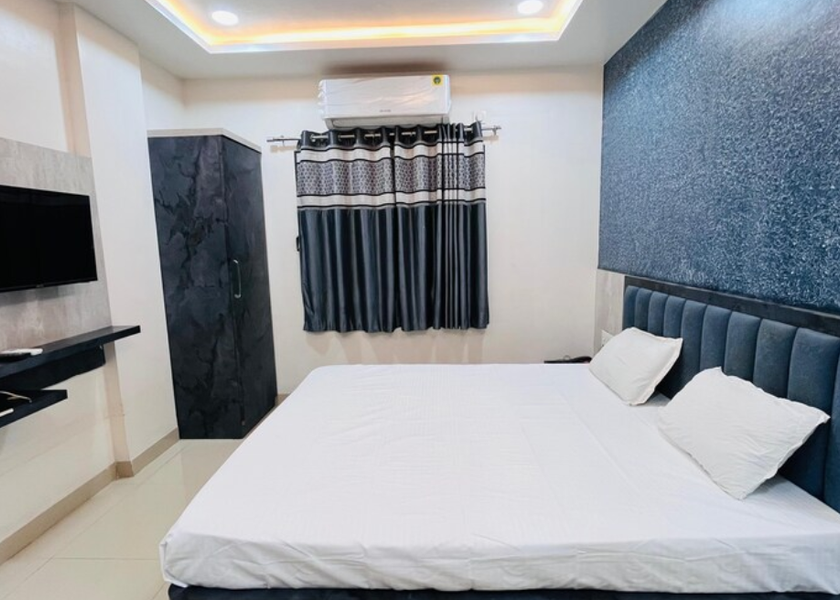 Maharashtra Aurangabad Deluxe Room