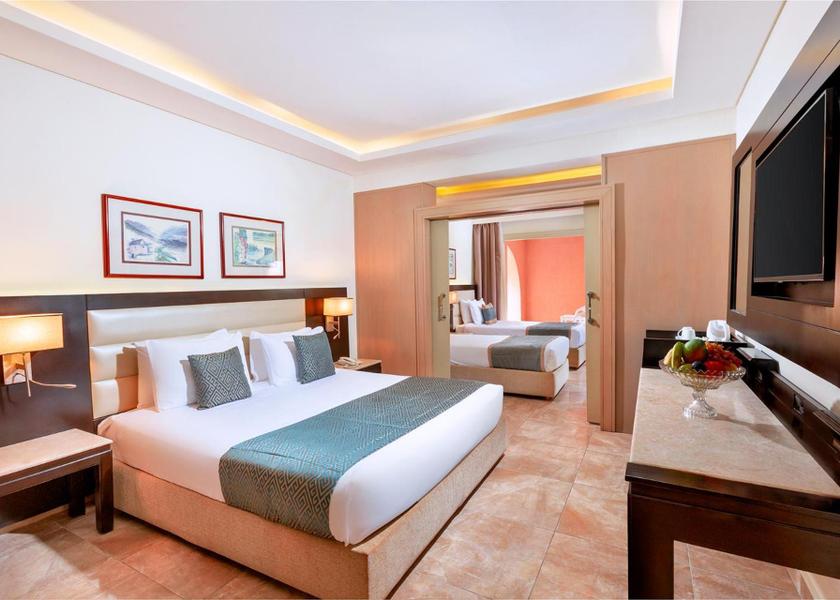  Hurghada Deluxe Family pool View (2 Adults + 3 Children) 