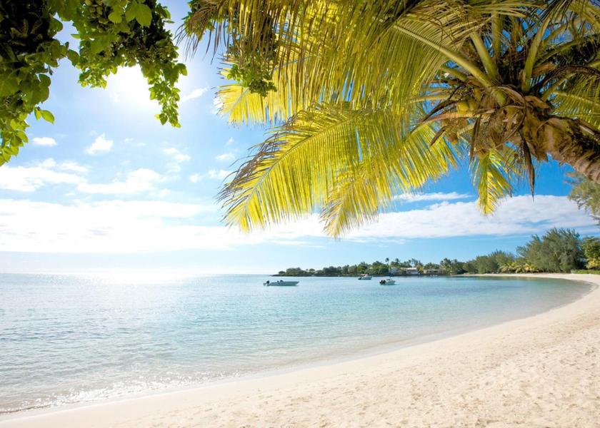  Trou aux Biches beach