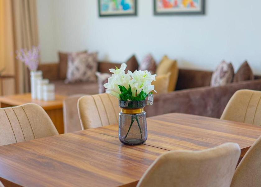 shared lounge/tv area