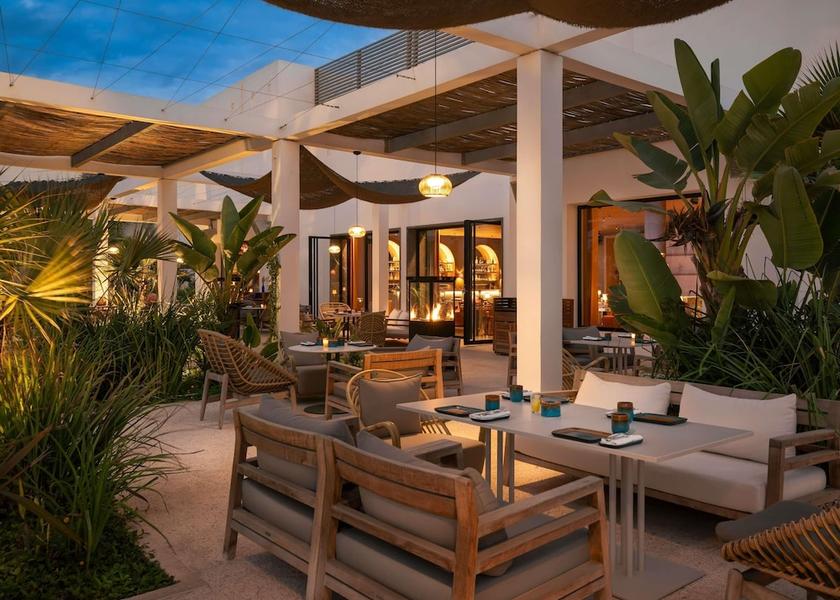 Souss-Massa Agadir Bar (on property)