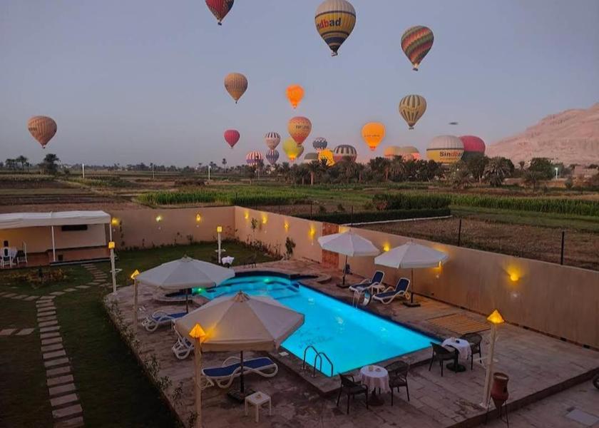  Luxor Junior Suite with Pool View