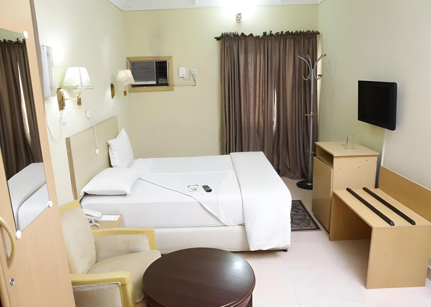  Uyo Deluxe Room