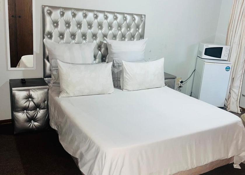 Free State Bloemfontein Double Room with Private Bathroom