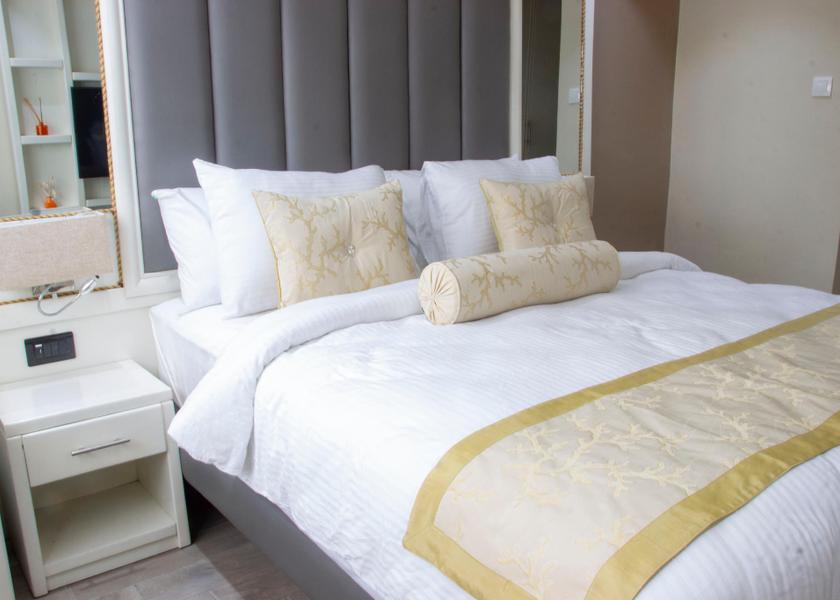 Central Yaoundé Suite 2 Queen Beds Non-Smoking