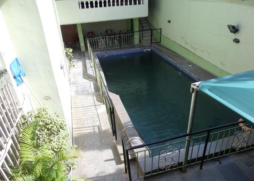  Ibadan swimming pool [outdoor]
