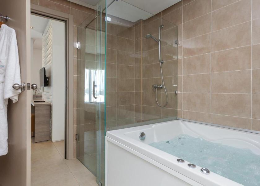  Bizerte Deluxe suite sea view