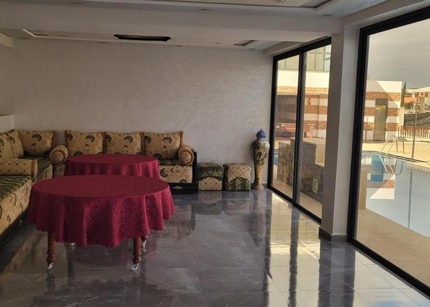 Marrakech-Safi Saadla shared lounge/tv area