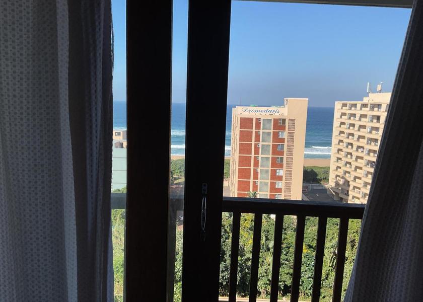 KwaZulu-Natal aManzimtoti Double Room with Balcony and Sea View