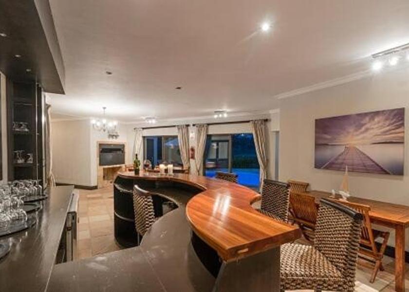 Western Cape Knysna Shared lounge/TV area