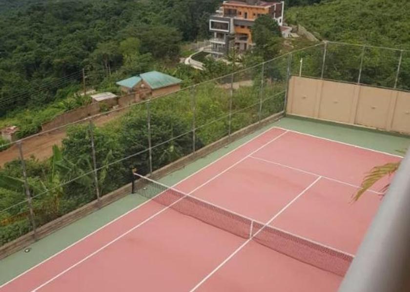 Aburi tennis court