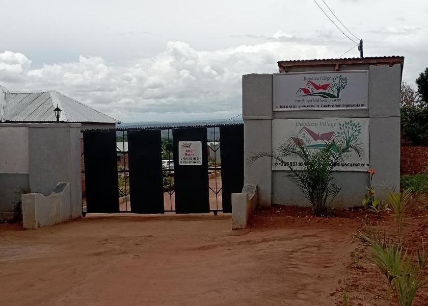  Mzuzu Hotel Exterior
