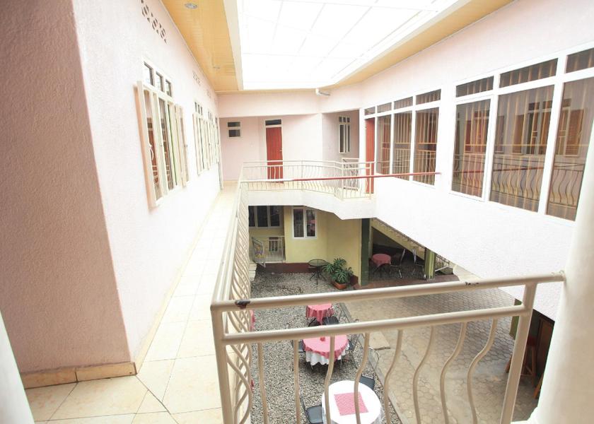 restaurant (private room)