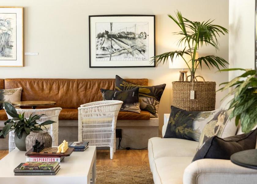 Western Cape Plettenberg Bay shared lounge/tv area