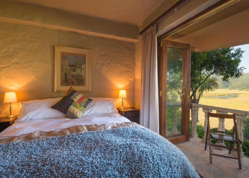 Western Cape Wilderness Queen Room with Lake View