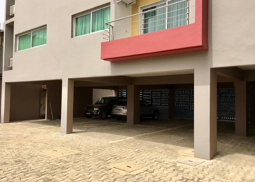  Abidjan exterior view