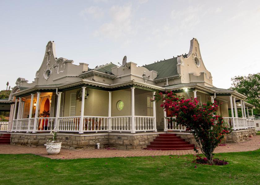 Western Cape Oudtshoorn exterior view