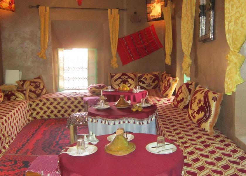 Drâa-Tafilalet Toudgha El Oulia exterior view