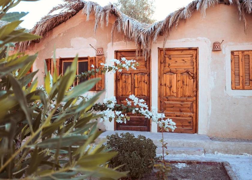  Siwa Hotel Exterior