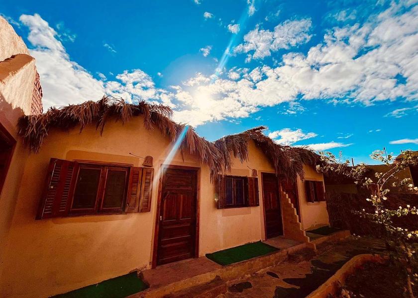  Siwa Hotel Exterior